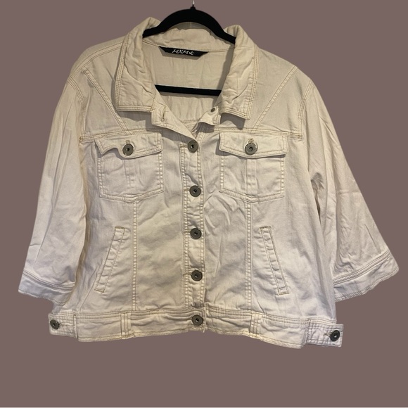 MXM Jackets & Blazers - MXM Womens Plus White Denim Jacket with 3/4 Sleeves